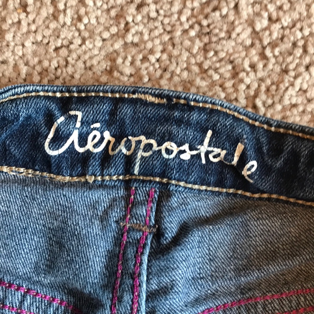 Aeropostale distressed jean shorts - Picture 2 of 3